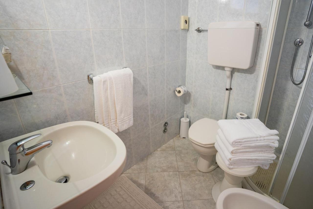 Hotel Happy Milano Marittima Exterior photo